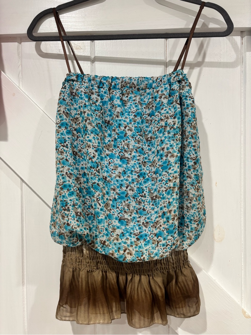Floral Blue and Brown Tiered Women's top M